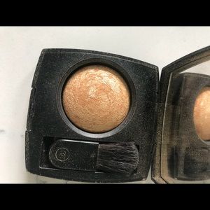 CHANEL Highlighter